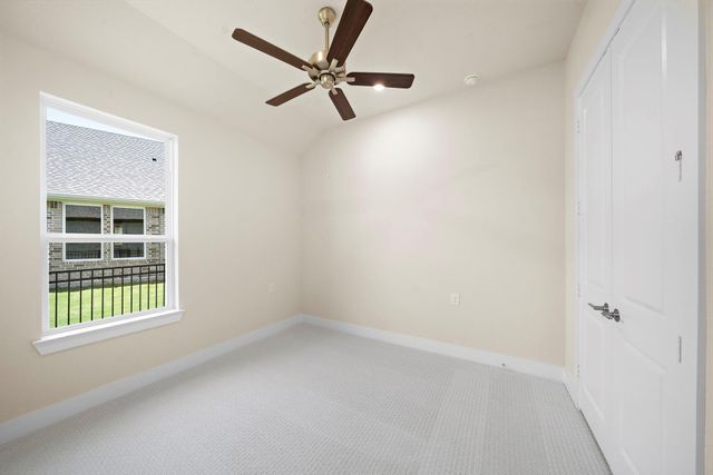 14915 Lake Par Circle, Willis, TX 77318