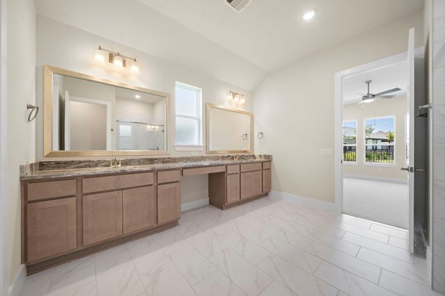 14915 Lake Par Circle, Willis, TX 77318