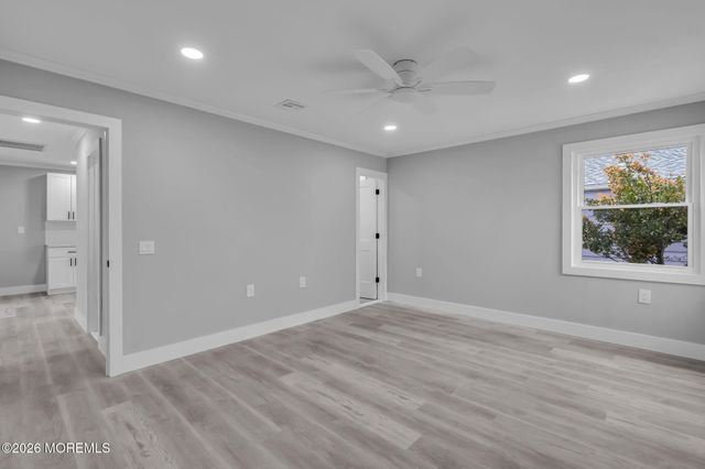 15 Roxton Place, Toms River, NJ 08757