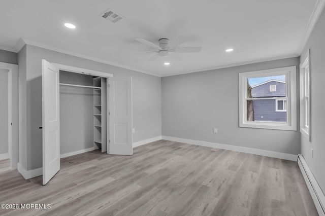 15 Roxton Place, Toms River, NJ 08757