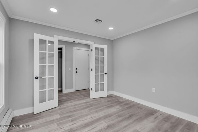 15 Roxton Place, Toms River, NJ 08757