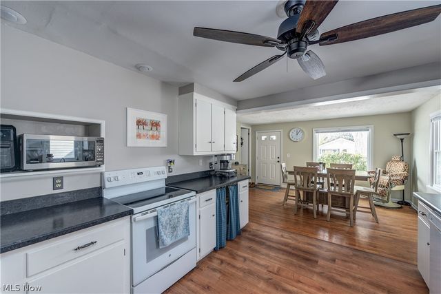 147 Englewood Drive, Avon Lake, OH 44012