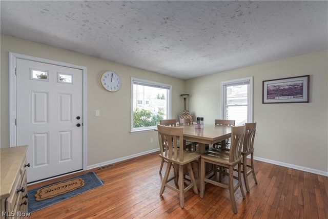 147 Englewood Drive, Avon Lake, OH 44012