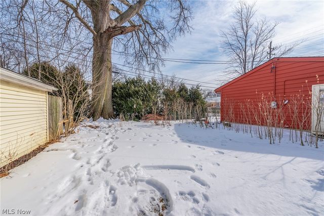 147 Englewood Drive, Avon Lake, OH 44012