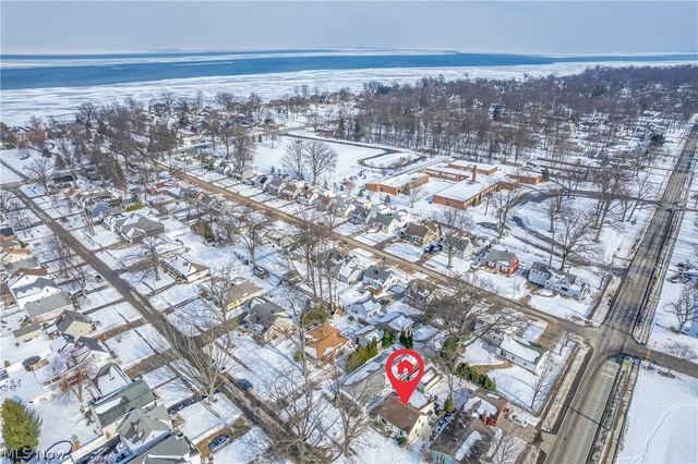 147 Englewood Drive, Avon Lake, OH 44012