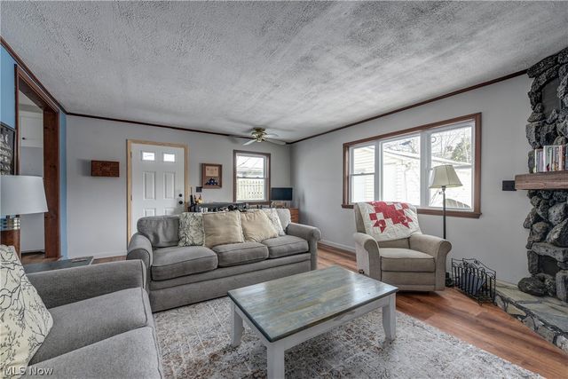 147 Englewood Drive, Avon Lake, OH 44012