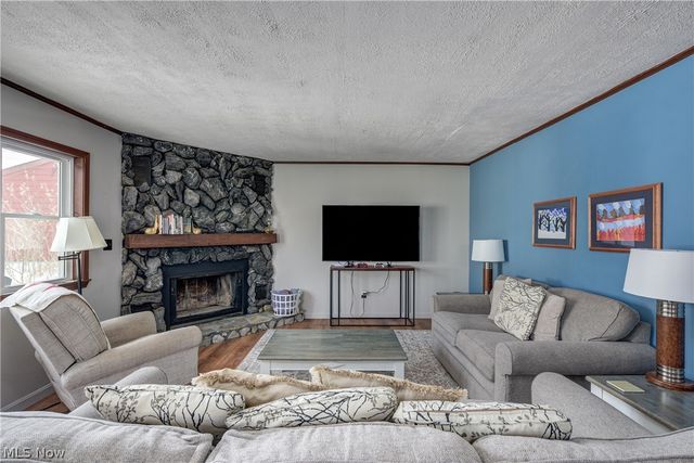 147 Englewood Drive, Avon Lake, OH 44012