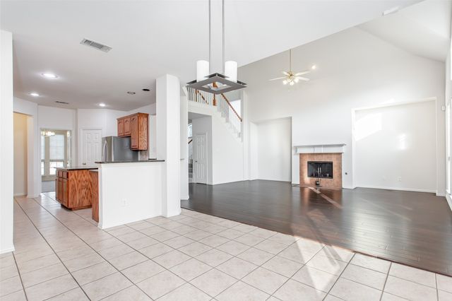 915 Falcon Trail, Murphy, TX 75094