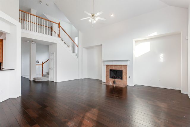 915 Falcon Trail, Murphy, TX 75094