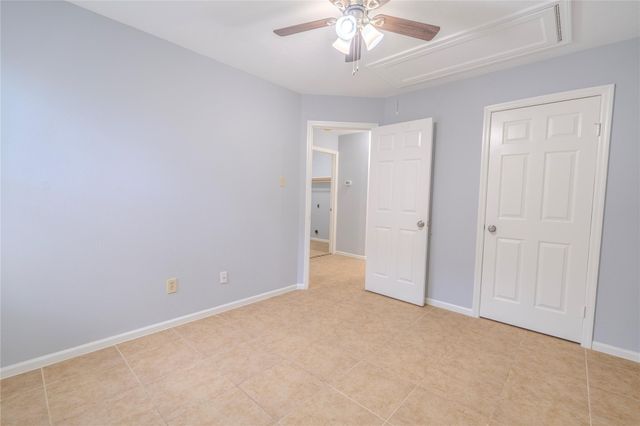 13710 Sablegarden Lane, Houston, TX 77014