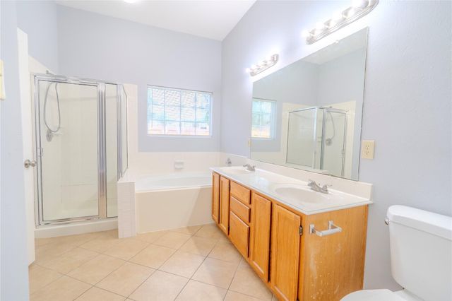 13710 Sablegarden Lane, Houston, TX 77014