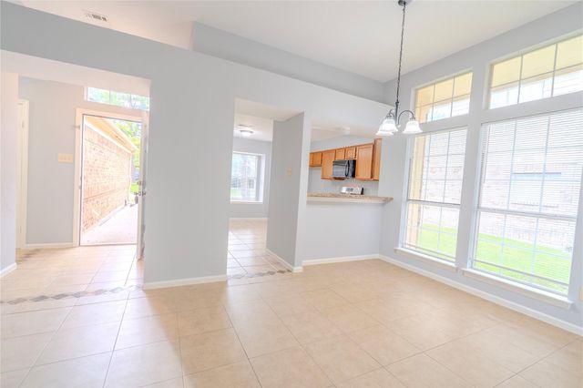 13710 Sablegarden Lane, Houston, TX 77014