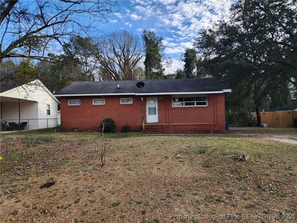421 Durant Drive, Fayetteville, NC 28304