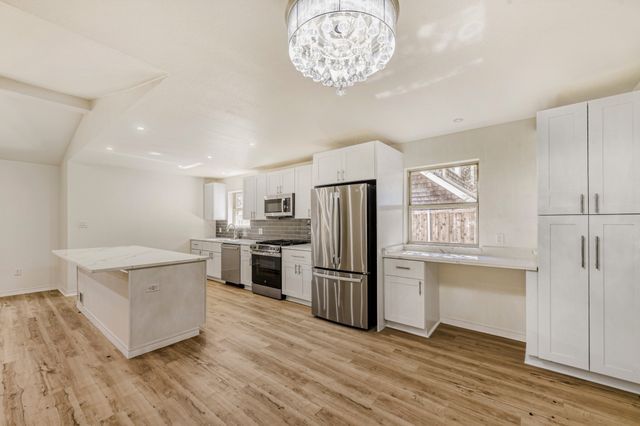 13123 Roaring Springs Lane, Dallas, TX 75240