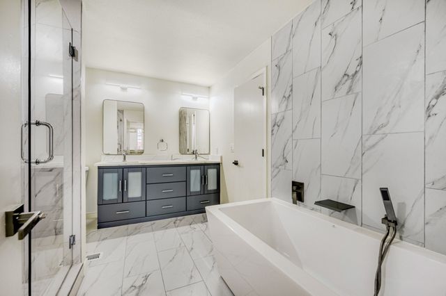 13123 Roaring Springs Lane, Dallas, TX 75240