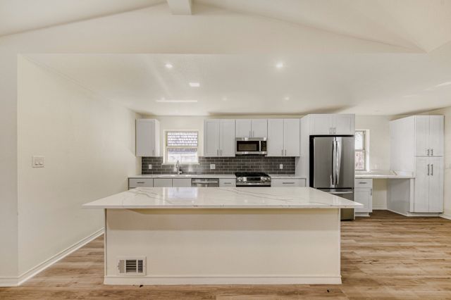 13123 Roaring Springs Lane, Dallas, TX 75240