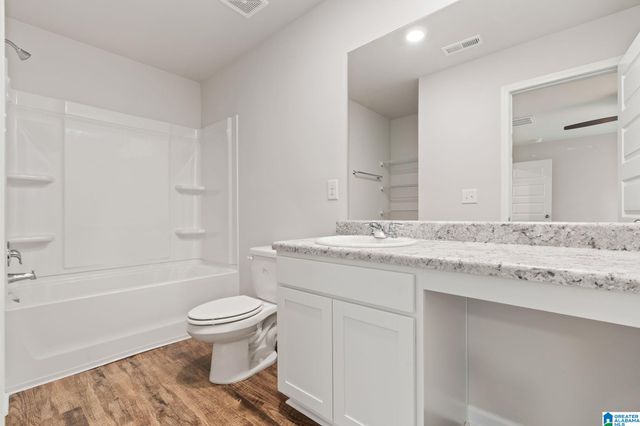 609 KLYNES DRIVE, Calera, AL 35040