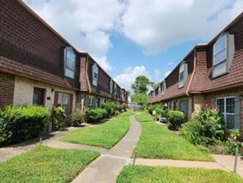 9303 Hammerly Boulevard 1004, Houston, TX 77080