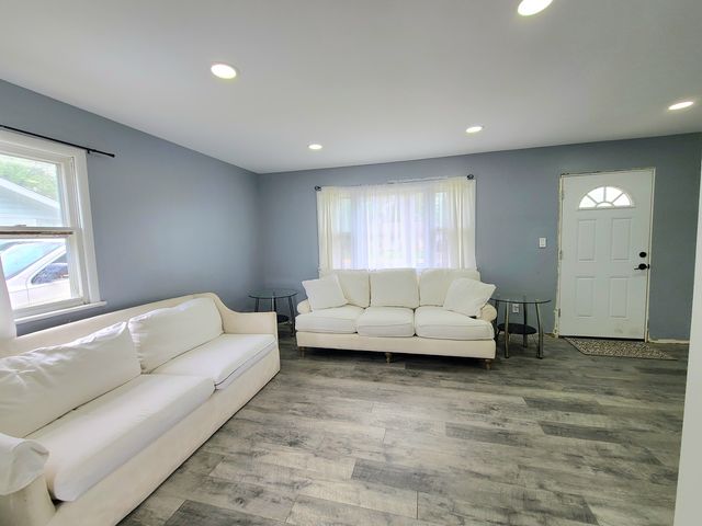 2305 Marmion Avenue, Joliet, IL 60436