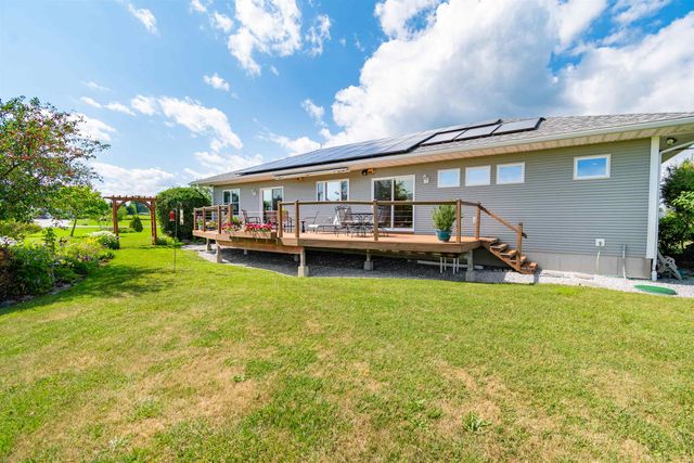 25 Mansfield View Drive, Georgia, VT 05478