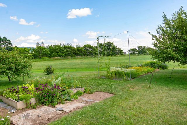 25 Mansfield View Drive, Georgia, VT 05478