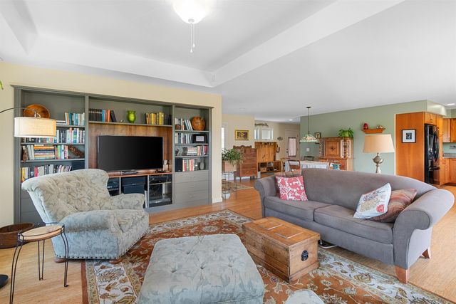 25 Mansfield View Drive, Georgia, VT 05478