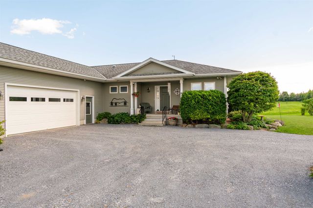 25 Mansfield View Drive, Georgia, VT 05478