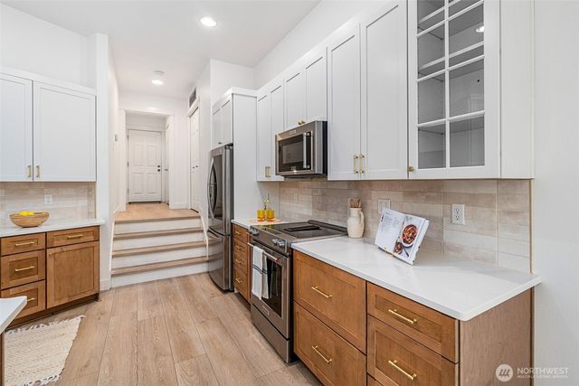 11423 NE 86th Street, Kirkland, WA 98033