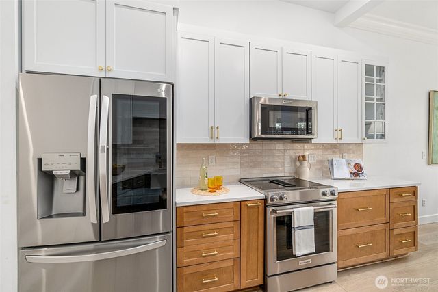 11423 NE 86th Street, Kirkland, WA 98033