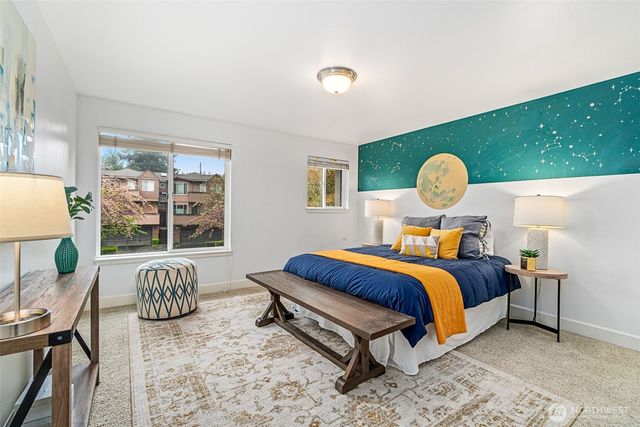 11423 NE 86th Street, Kirkland, WA 98033