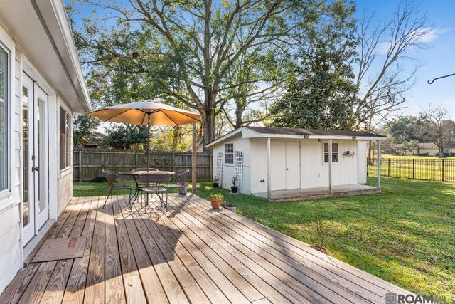 1031 Seyburn Dr, Baton Rouge, LA 70808