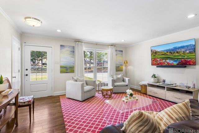 1031 Seyburn Dr, Baton Rouge, LA 70808