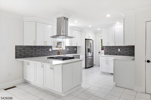 91 Seymour Ter, Piscataway Twp., NJ 08854