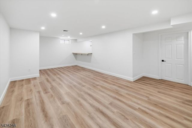 91 Seymour Ter, Piscataway Twp., NJ 08854