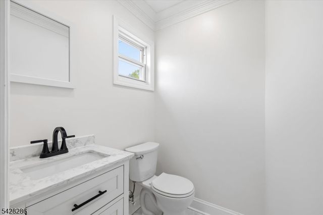 91 Seymour Ter, Piscataway Twp., NJ 08854