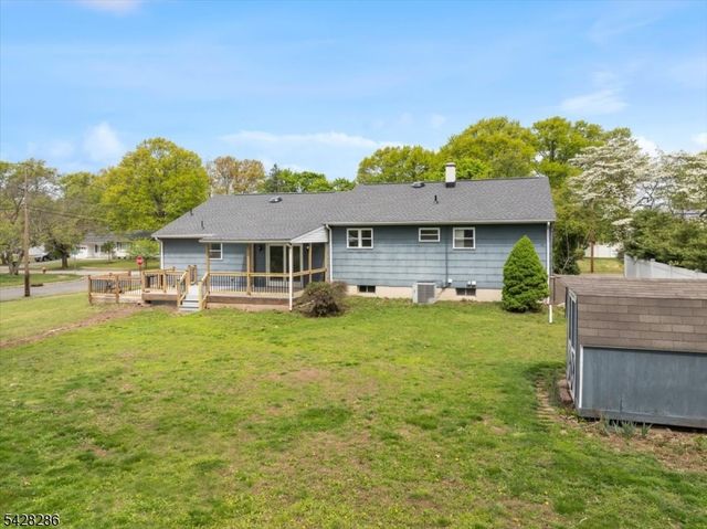 91 Seymour Ter, Piscataway Twp., NJ 08854