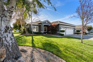 214 Osborne Ct, Ripon, CA 95366