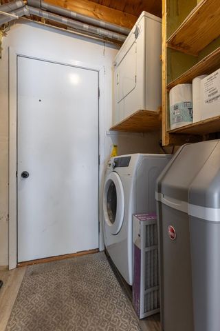 8527 W 97th Street Circle, Bloomington, MN 55438