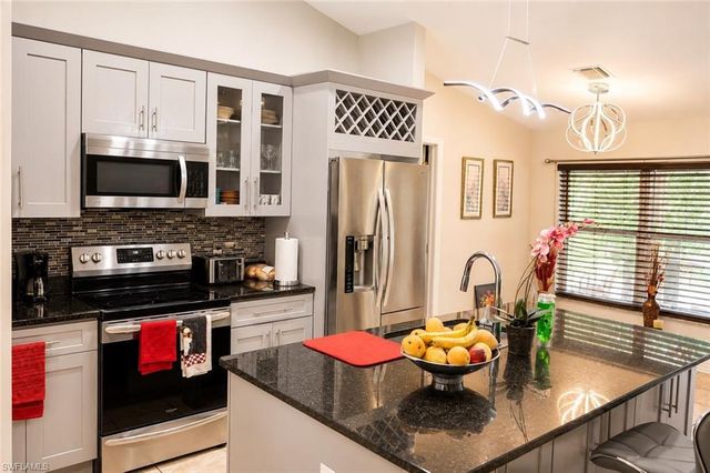 1206 NE 5th AVE, Cape Coral, FL 33909