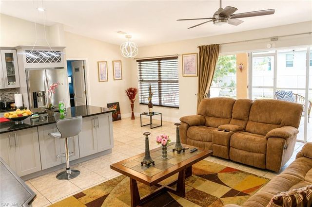1206 NE 5th AVE, Cape Coral, FL 33909