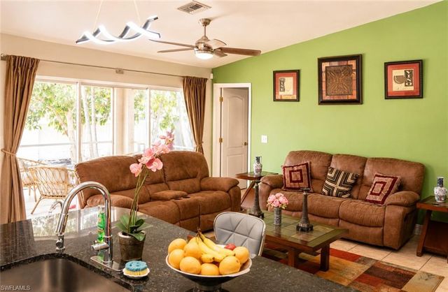 1206 NE 5th AVE, Cape Coral, FL 33909