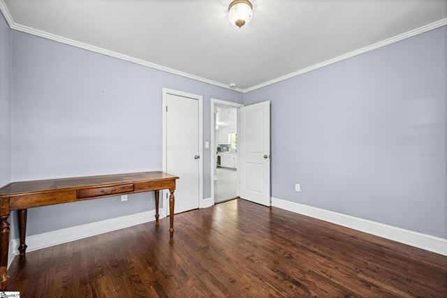 105 Shands Street, Clinton, SC 29325