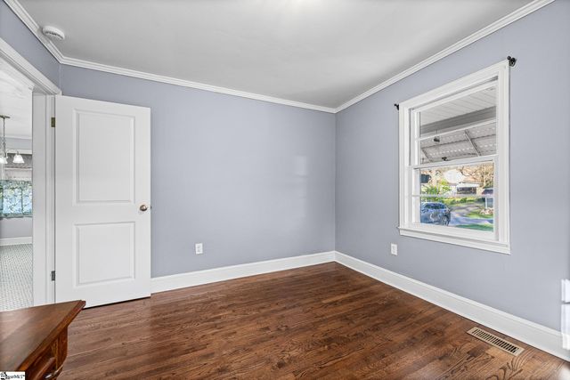 105 Shands Street, Clinton, SC 29325