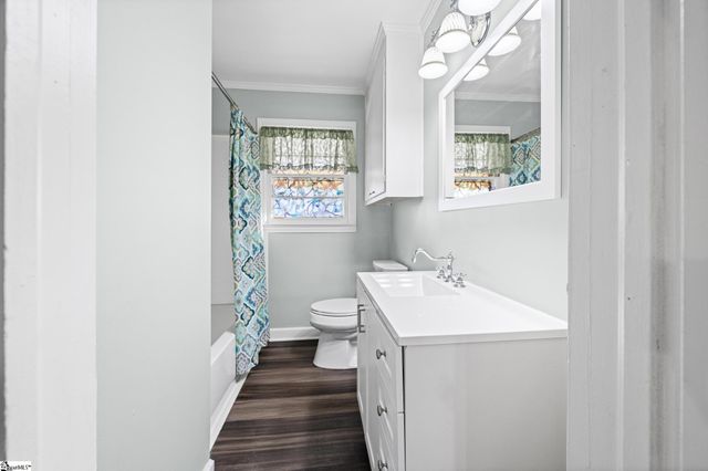 105 Shands Street, Clinton, SC 29325