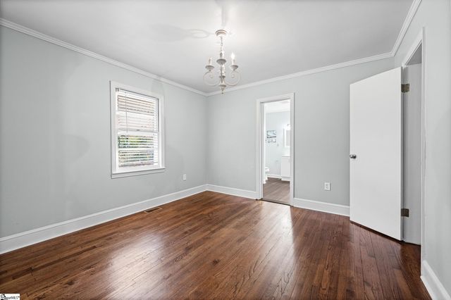 105 Shands Street, Clinton, SC 29325