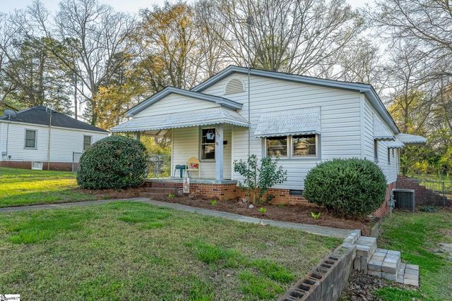 105 Shands Street, Clinton, SC 29325
