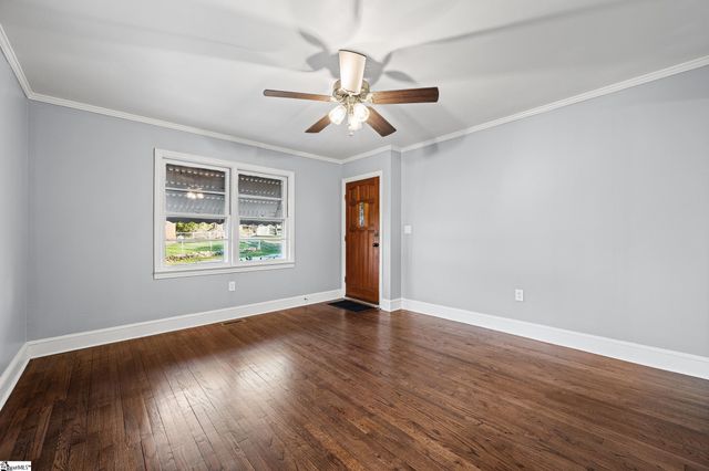 105 Shands Street, Clinton, SC 29325