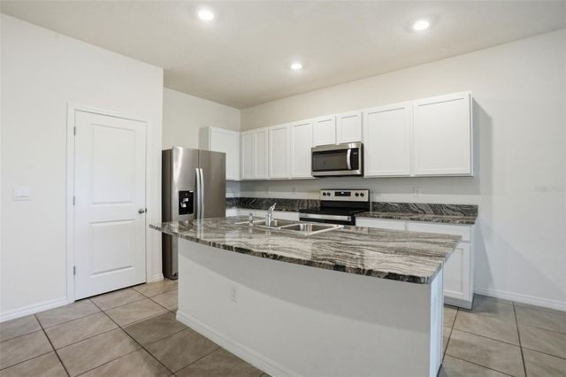 5267 DRAGONFLY DRIVE, Wildwood, FL 34785