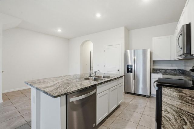 5267 DRAGONFLY DRIVE, Wildwood, FL 34785