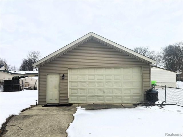 50674 Bower Drive, Chesterfield, MI 48047